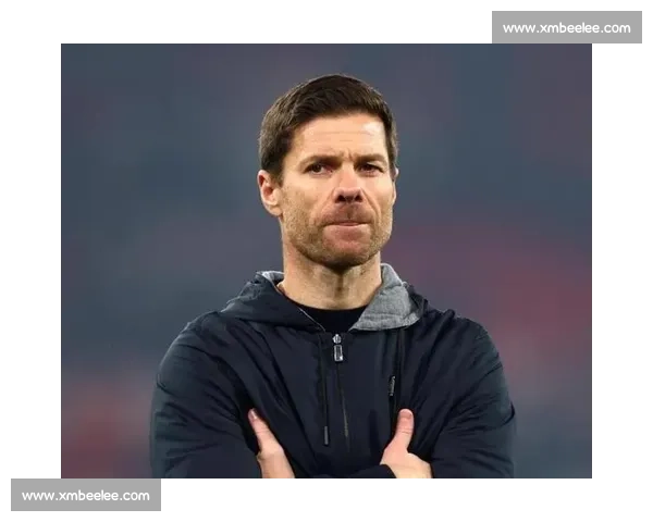 阿隆索直言不满：皇马首秀上半场过于急躁，中场调整显成效